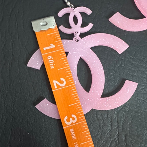 CC Fashion Bubblegum Pink Sparkling Earrings - Picture 6 of 9